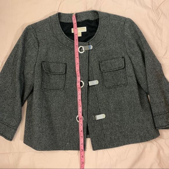 Micheal Kors Blazer - Picture 5 of 8